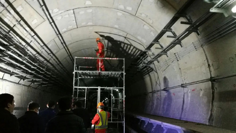 岳阳楼地铁线路病害整治及养护维修